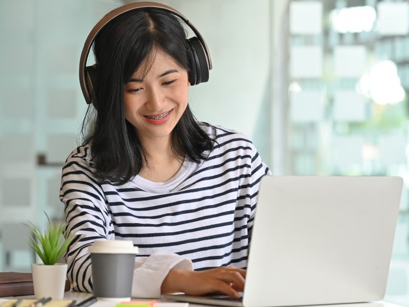 9 Online Transcription Jobs From Home In 2024